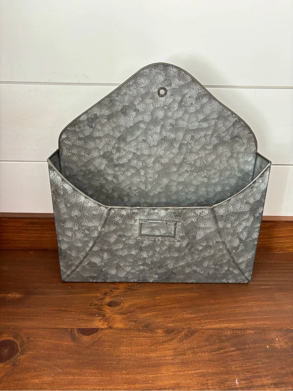 Rustic Galvanized Metal Wall Hanging Mail Holder Organizer Envolpe Decor